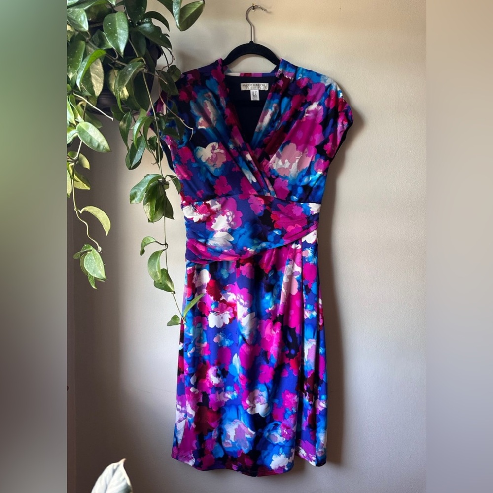 Maggie London Petites dress size 10P blue purple pink